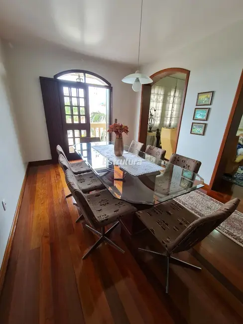 Foto 6 de Apartamento com 3 quartos para alugar, 200m2 em Nossa Senhora das Dores, Santa Maria - RS