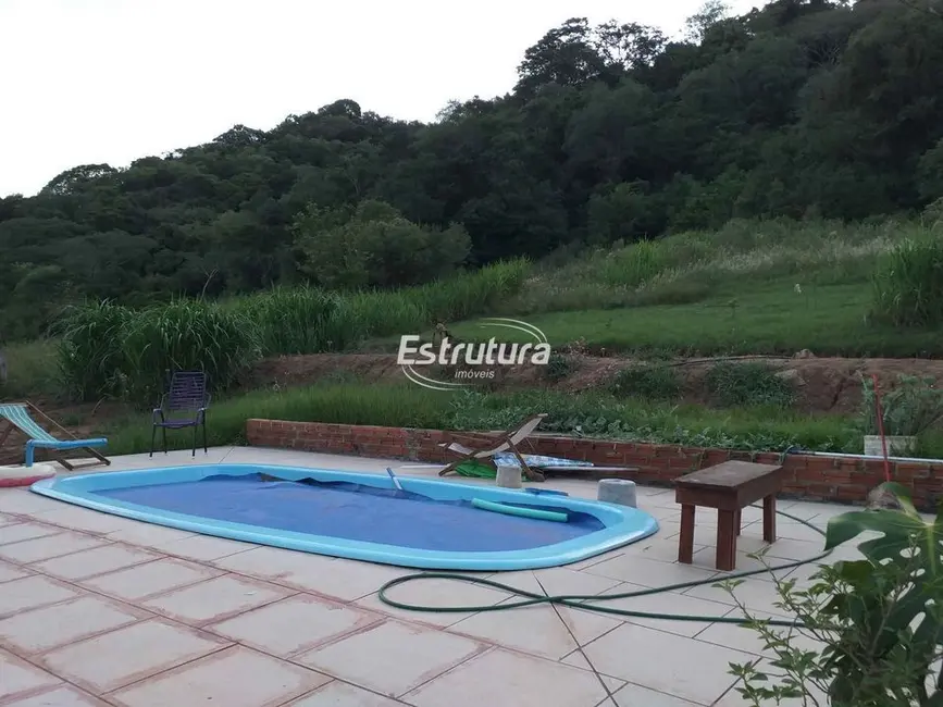 Foto 1 de Chácara com 2 quartos à venda, 9800m2 em Campestre do Menino Deus, Santa Maria - RS