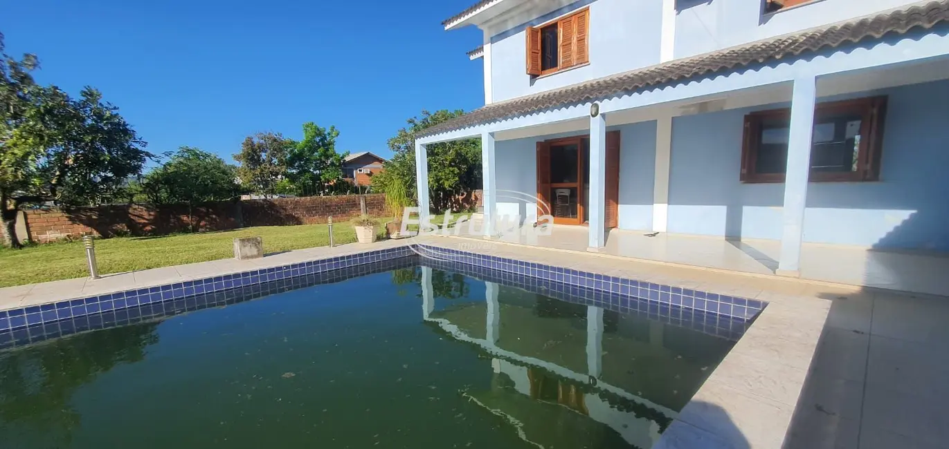 Casa com 3 quartos à venda, 250m2 em Pinheiro Machado, Santa Maria - RS - imagem 4 Foto 4 de Casa com 3 quartos à venda, 250m2 em Pinheiro Machado, Santa Maria - RS