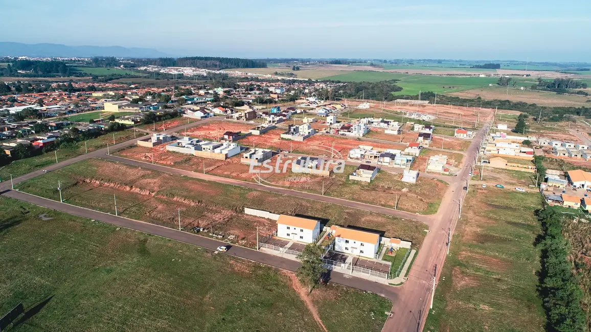 Foto 1 de Terreno / Lote à venda, 253m2 em Tomazetti, Santa Maria - RS