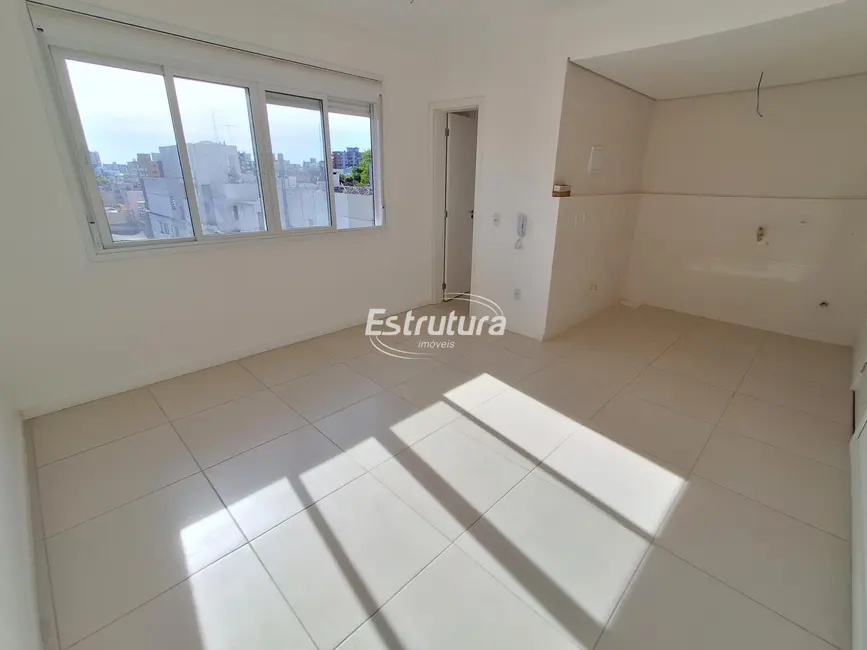 Foto 2 de Kitnet com 3 quartos à venda, 89m2 em Centro, Santa Maria - RS