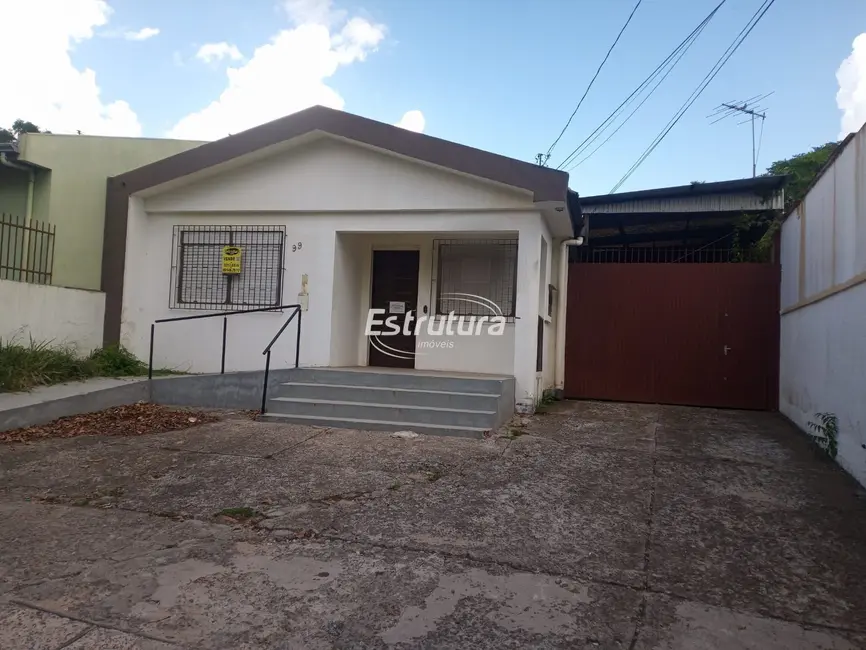 Foto 1 de Casa com 2 quartos à venda, 290m2 em Nossa Senhora de Lourdes, Santa Maria - RS