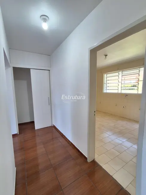 Apartamento com 2 quartos para alugar, 90m2 em Itararé, Santa Maria - RS - imagem 6 Foto 6 de Apartamento com 2 quartos para alugar, 90m2 em Itararé, Santa Maria - RS