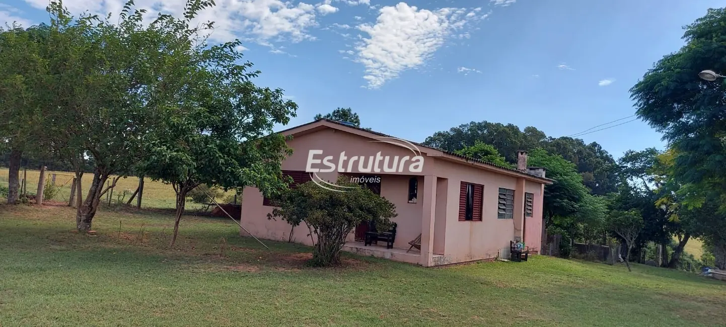 Foto 1 de Chácara com 2 quartos à venda em Santa Maria - RS