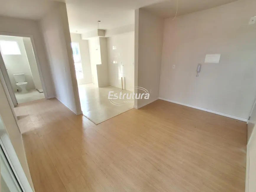 Foto 1 de Apartamento com 2 quartos para alugar, 52m2 em Camobi, Santa Maria - RS