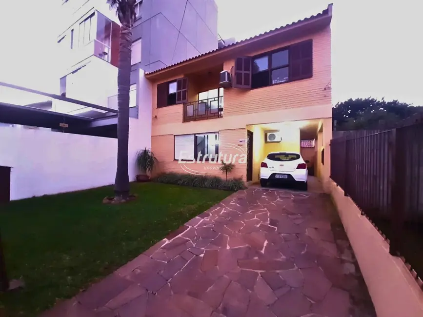 Foto 1 de Casa com 3 quartos à venda, 144m2 em Centro, Cachoeira Do Sul - RS