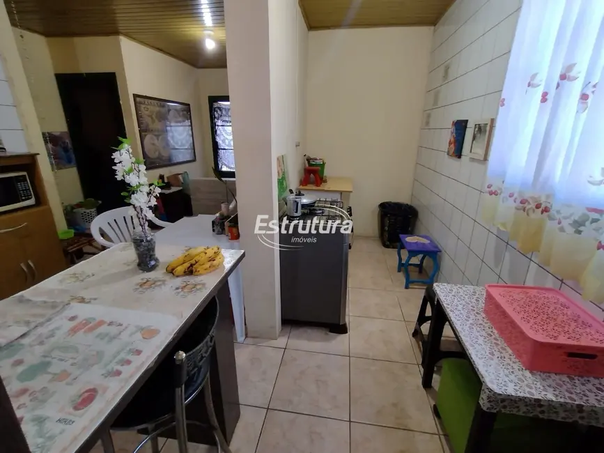 Casa com 2 quartos à venda, 92m2 em Santa Maria - RS - imagem 6 Foto 6 de Casa com 2 quartos à venda, 92m2 em Santa Maria - RS