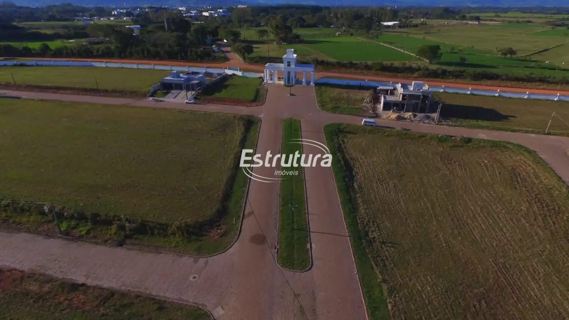 Foto 1 de Terreno / Lote à venda, 600m2 em Camobi, Santa Maria - RS