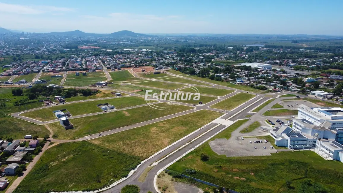 Foto 2 de Terreno / Lote à venda, 346m2 em Pinheiro Machado, Santa Maria - RS