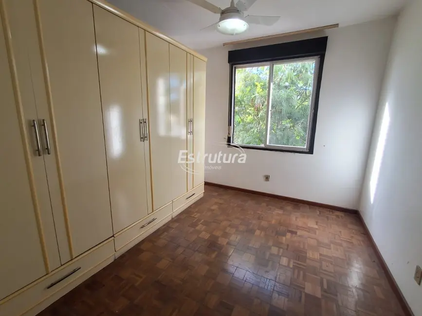 Apartamento com 3 quartos para alugar, 148m2 em Centro, Santa Maria - RS - imagem 6 Foto 6 de Apartamento com 3 quartos para alugar, 148m2 em Centro, Santa Maria - RS