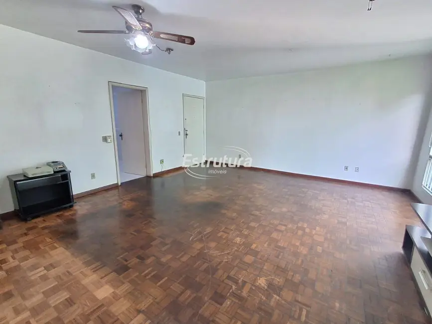 Foto 1 de Apartamento com 3 quartos para alugar, 148m2 em Centro, Santa Maria - RS