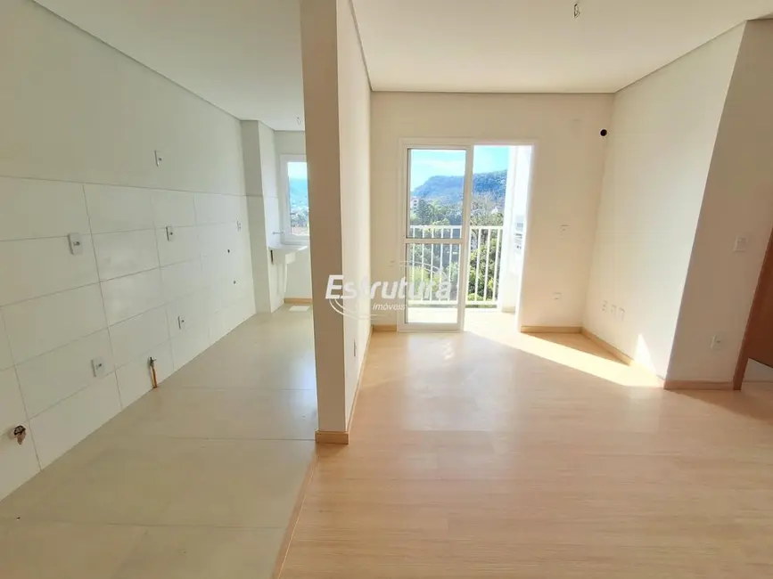 Foto 2 de Apartamento com 2 quartos à venda, 57m2 em Menino Jesus, Santa Maria - RS