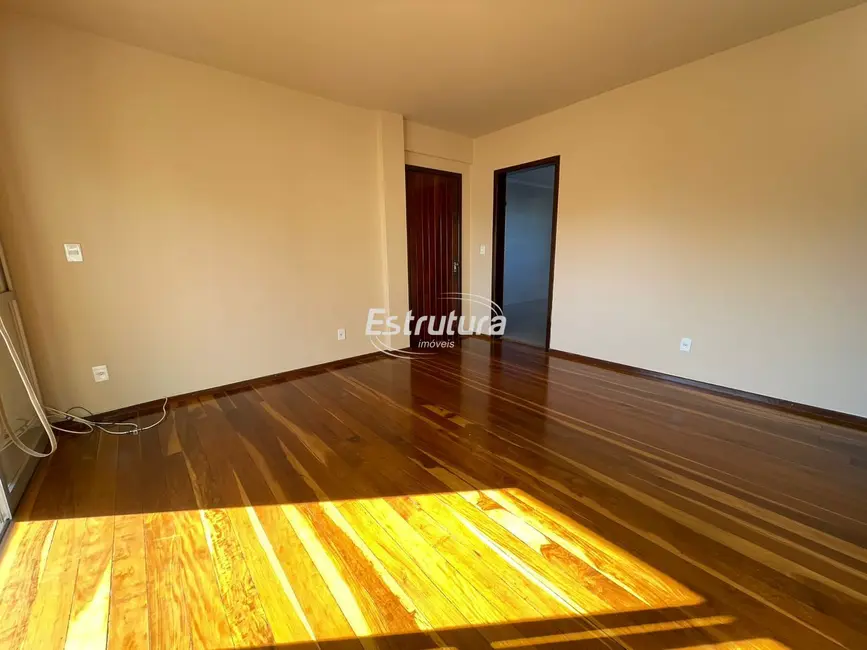 Foto 2 de Apartamento com 3 quartos à venda, 114m2 em Menino Jesus, Santa Maria - RS
