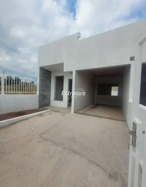 Foto 1 de Casa com 2 quartos à venda, 74m2 em Camobi, Santa Maria - RS