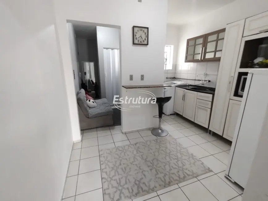 Foto 2 de Apartamento com 1 quarto à venda, 25m2 em Santa Maria - RS