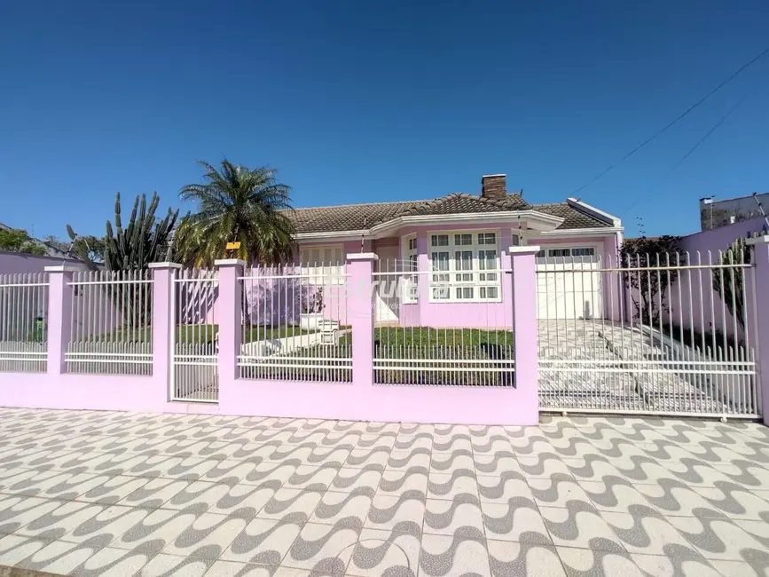 Foto 1 de Casa com 3 quartos à venda, 143m2 em Camobi, Santa Maria - RS