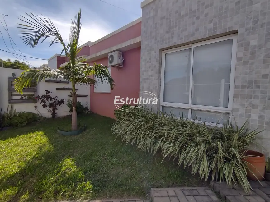 Foto 1 de Casa com 2 quartos à venda, 77m2 em Boi Morto, Santa Maria - RS