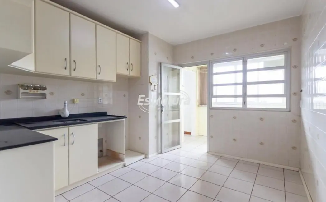 Cobertura com 3 quartos à venda, 250m2 em Centro, Santa Maria - RS - imagem 1 Foto 1 de Cobertura com 3 quartos à venda, 250m2 em Centro, Santa Maria - RS