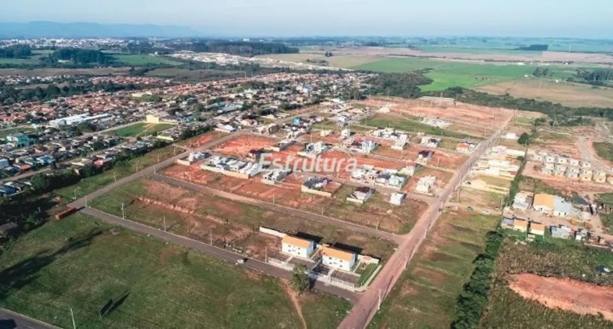 Foto 1 de Terreno / Lote à venda, 250m2 em Camobi, Santa Maria - RS