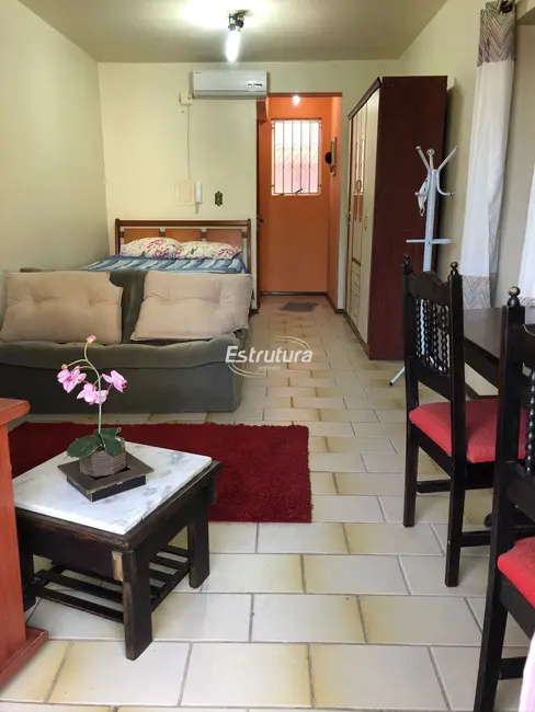 Foto 2 de Apartamento com 1 quarto à venda, 40m2 em Centro, Santa Maria - RS