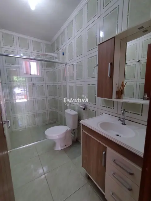 Casa com 3 quartos à venda, 119m2 em Pinheiro Machado, Santa Maria - RS - imagem 3 Foto 3 de Casa com 3 quartos à venda, 119m2 em Pinheiro Machado, Santa Maria - RS