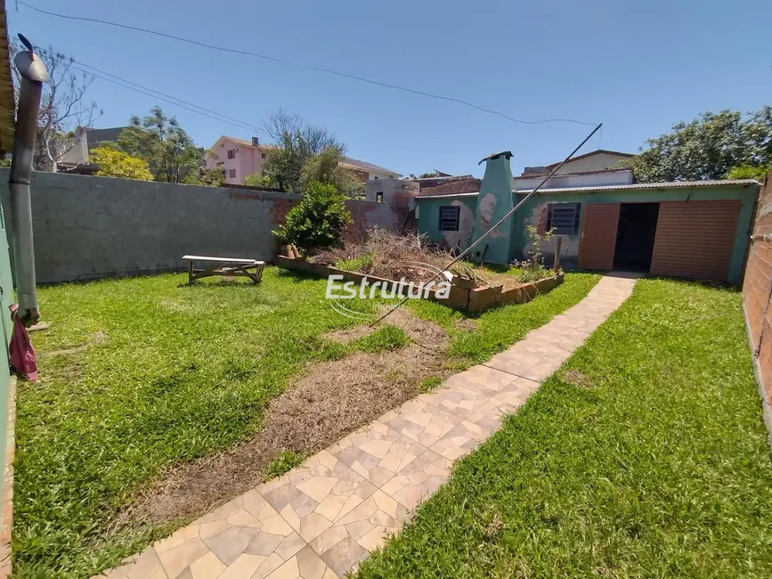 Foto 2 de Casa com 3 quartos à venda, 90m2 em São João, Santa Maria - RS