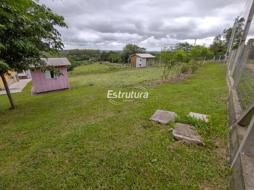 Foto 1 de Terreno / Lote à venda, 409m2 em Cerrito, Santa Maria - RS