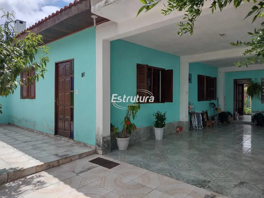 Foto 1 de Casa com 3 quartos à venda, 87m2 em Pinheiro Machado, Santa Maria - RS