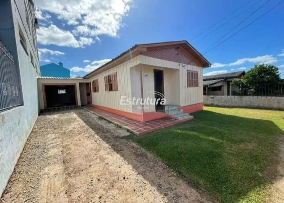 Foto 2 de Casa com 2 quartos à venda, 90m2 em Juscelino Kubitschek, Santa Maria - RS