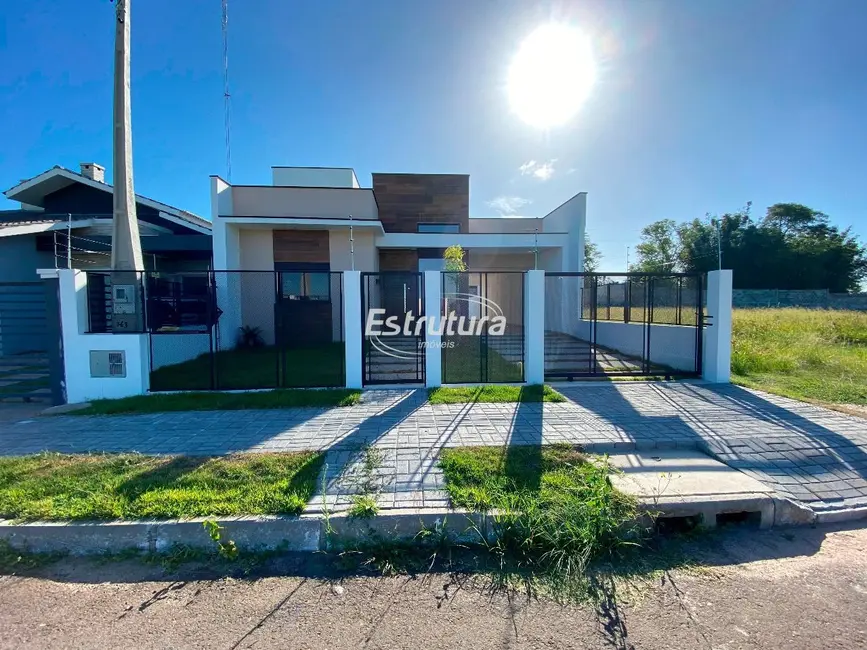 Foto 1 de Casa com 3 quartos à venda, 360m2 em São João, Santa Maria - RS