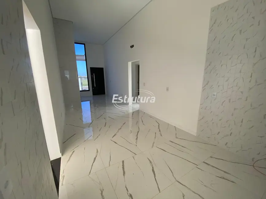 Foto 2 de Casa com 3 quartos à venda, 360m2 em São João, Santa Maria - RS