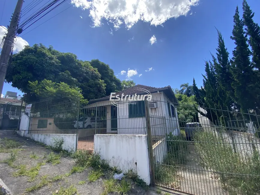 Foto 1 de Terreno / Lote à venda, 459m2 em Nossa Senhora das Dores, Santa Maria - RS