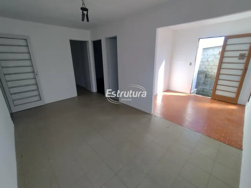 Casa com 2 quartos à venda, 90m2 em Tancredo Neves, Santa Maria - RS - imagem 5 Foto 5 de Casa com 2 quartos à venda, 90m2 em Tancredo Neves, Santa Maria - RS