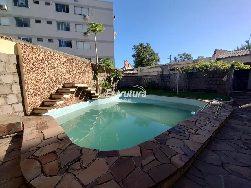 Foto 1 de Casa com 3 quartos à venda, 70m2 em Camobi, Santa Maria - RS