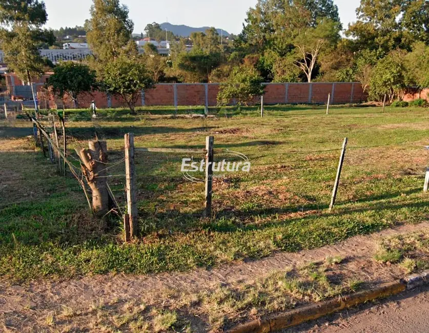 Foto 1 de Terreno / Lote à venda, 420m2 em Pinheiro Machado, Santa Maria - RS