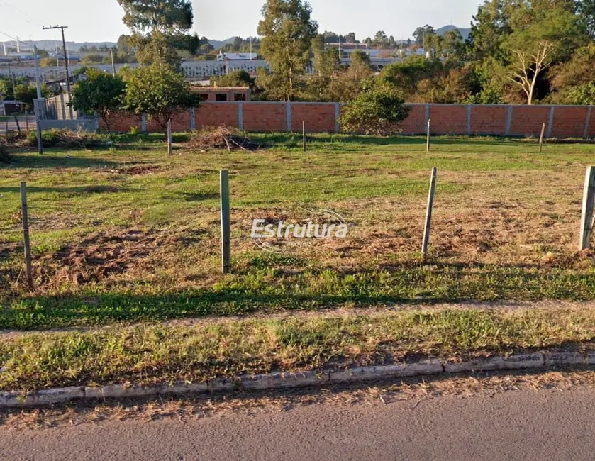 Foto 1 de Terreno / Lote à venda, 300m2 em Pinheiro Machado, Santa Maria - RS
