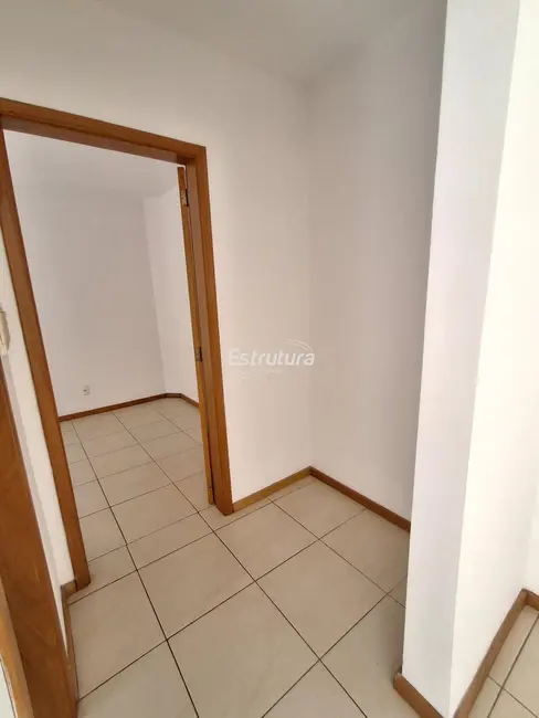 Foto 4 de Apartamento com 1 quarto para alugar, 49m2 em Centro, Santa Maria - RS