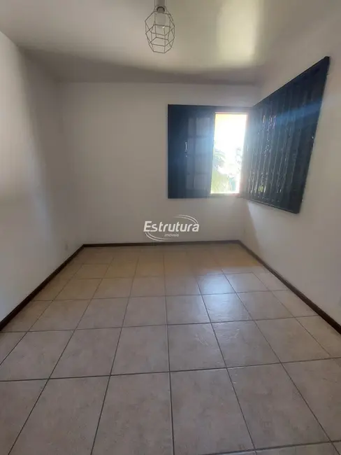 Foto 8 de Casa com 3 quartos à venda, 219m2 em São José, Santa Maria - RS