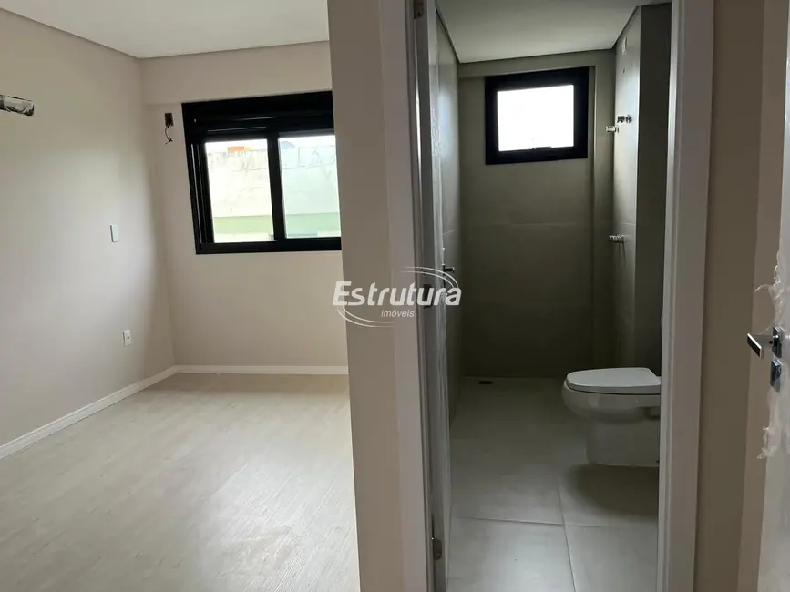 Foto 3 de Apartamento com 2 quartos à venda, 67m2 em Centro, Santa Maria - RS