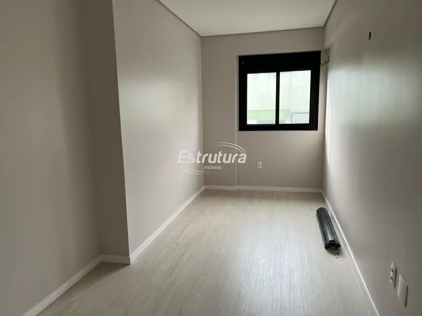 Foto 4 de Apartamento com 2 quartos à venda, 67m2 em Centro, Santa Maria - RS
