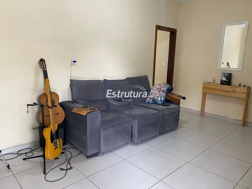 Foto 2 de Casa com 2 quartos à venda, 75m2 em Boi Morto, Santa Maria - RS