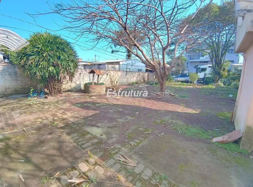 Foto 1 de Casa com 1 quarto à venda, 151m2 em Nossa Senhora Medianeira, Santa Maria - RS
