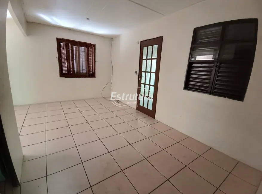 Foto 2 de Casa com 3 quartos à venda, 42m2 em Tancredo Neves, Santa Maria - RS