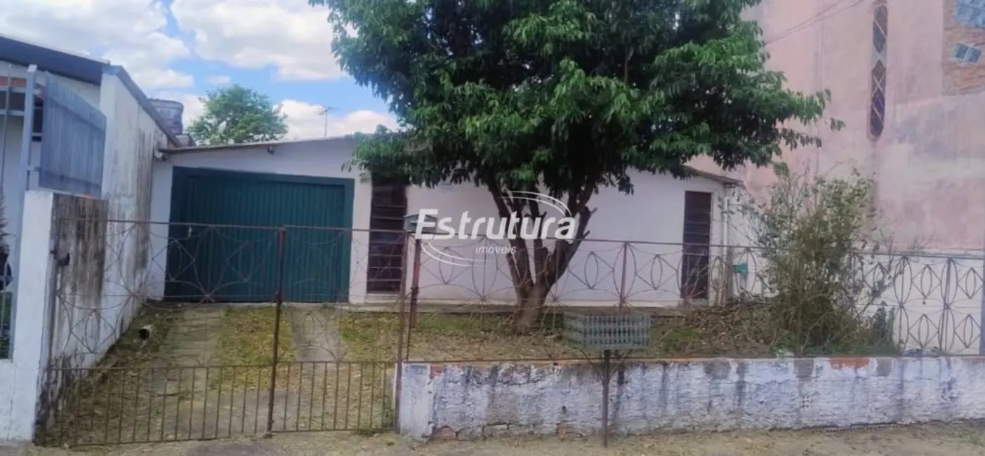 Foto 1 de Casa com 2 quartos à venda, 52m2 em Tancredo Neves, Santa Maria - RS