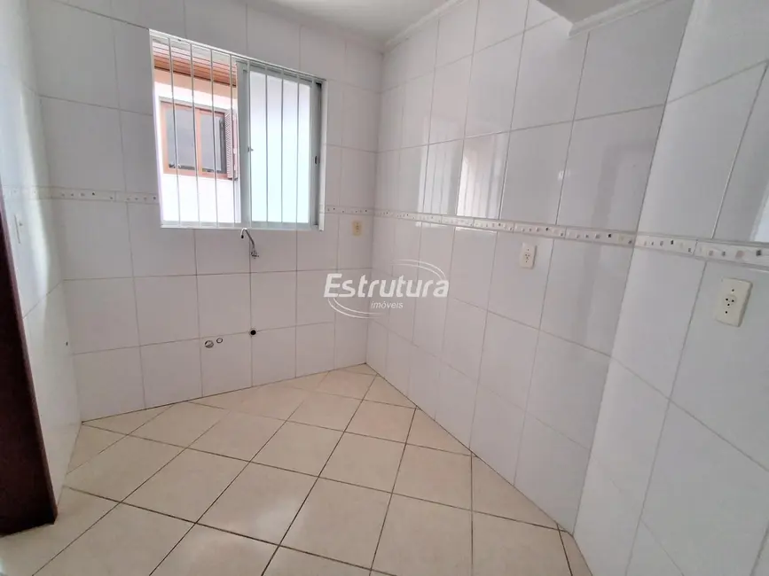 Foto 5 de Apartamento com 1 quarto para alugar, 44m2 em Nossa Senhora de Lourdes, Santa Maria - RS