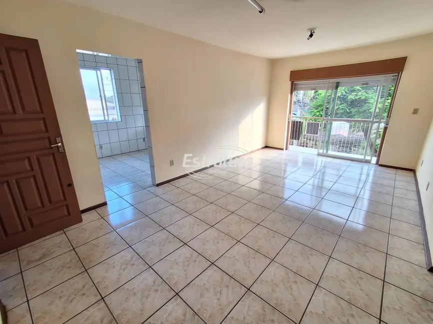 Foto 2 de Apartamento com 3 quartos à venda, 108m2 em Nossa Senhora do Rosário, Santa Maria - RS