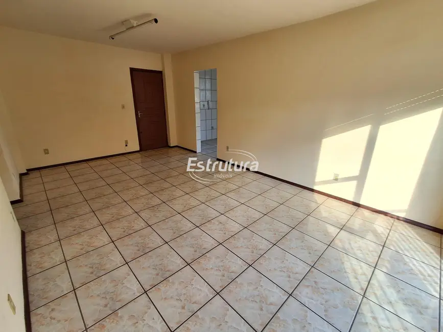 Foto 3 de Apartamento com 3 quartos à venda, 108m2 em Nossa Senhora do Rosário, Santa Maria - RS
