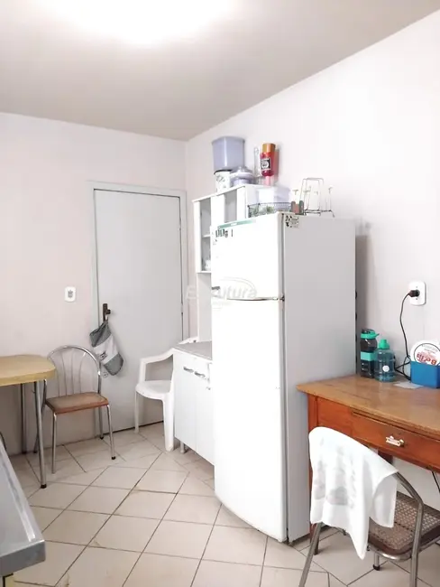 Foto 2 de Apartamento com 4 quartos para alugar, 100m2 em Centro, Santa Maria - RS
