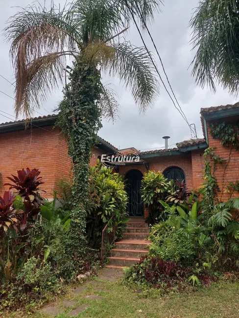 Foto 1 de Chácara com 5 quartos à venda, 422m2 em Tomazetti, Santa Maria - RS