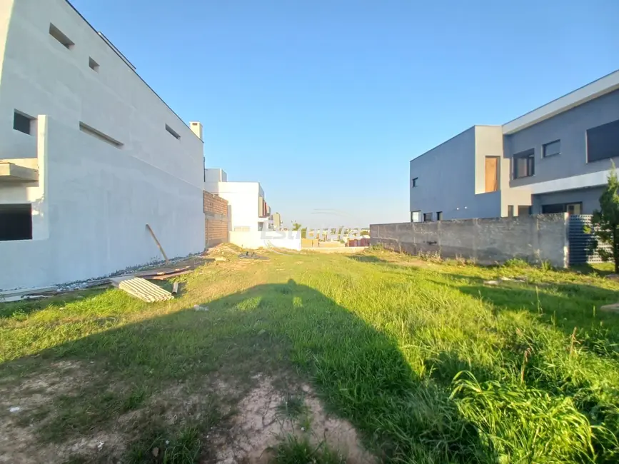 Foto 1 de Terreno / Lote com 2 quartos à venda, 400m2 em Tomazetti, Santa Maria - RS